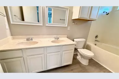 12333 Paloma Blanca Way, Del Valle, TX 78617 - Photo 14
