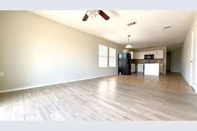 12333 Paloma Blanca Way, Del Valle, TX 78617 - Photo 10
