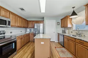 12301 Dwight Eisenhower St, Manor, TX 78653 - Photo 4