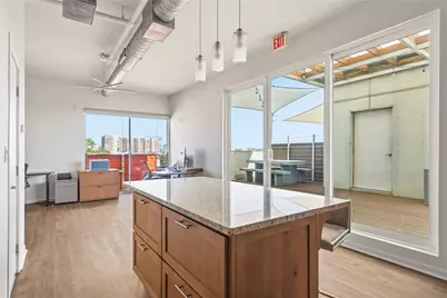 1200 E 11th Street #402, Austin, TX 78702 - Photo 2