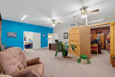 123 W Cameron Avenue, Rockdale, TX 76567 - Photo 10