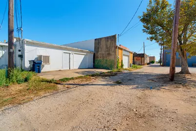 123 W Cameron Avenue, Rockdale, TX 76567 - Photo 22