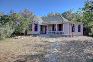 905 S Walnut St, Georgetown, TX 78626 - Photo 26