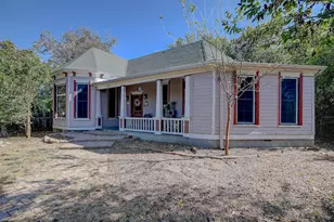 905 S Walnut St, Georgetown, TX 78626 - Photo 14