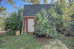 905 S Walnut St, Georgetown, TX 78626 - Photo 2