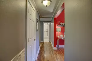 905 S Walnut St, Georgetown, TX 78626 - Photo 8