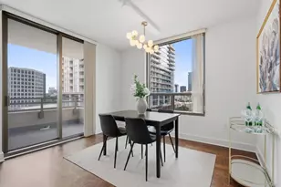 300 Bowie St, Austin, TX 78703 - Photo 14