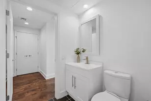 300 Bowie St, Austin, TX 78703 - Photo 30