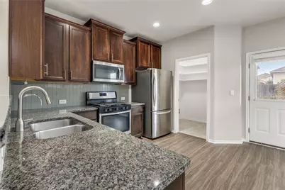 397 Limerick Road, Buda, TX 78610 - Photo 8