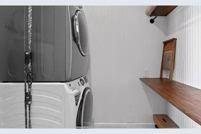 708 W Prairie Lea Street, Lockhart, TX 78644 - Photo 32