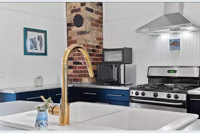 708 W Prairie Lea Street, Lockhart, TX 78644 - Photo 10