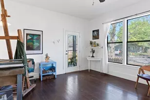 708 W Prairie Lea St, Lockhart, TX 78644 - Photo 22