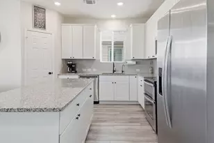 408 Bedford Falls Ln, Jarrell, TX 76537 - Photo 10