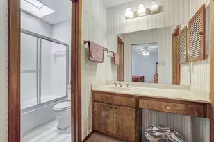 10808 Pinehurst Dr, Austin, TX 78747 - Photo 22