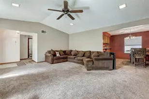 10808 Pinehurst Dr, Austin, TX 78747 - Photo 8