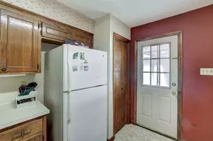 10808 Pinehurst Dr, Austin, TX 78747 - Photo 12