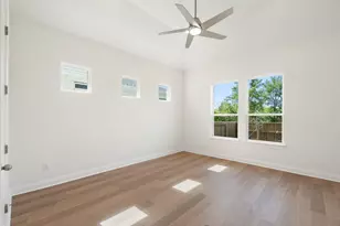 214 San Saba Dr, Buda, TX 78610 - Photo 16