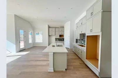 214 San Saba Drive, Buda, TX 78610 - Photo 4