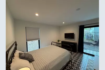 201 Academy Drive #105, Austin, TX 78704 - Photo 6