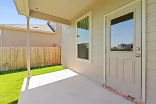 337 Sullivan Way, Elgin, TX 78621 - Photo 22