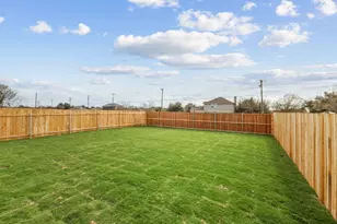 337 Sullivan Way, Elgin, TX 78621 - Photo 24
