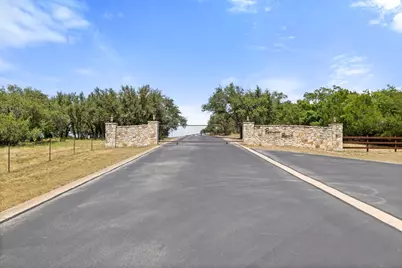 15801 Palomino Ranch Drive, Leander, TX 78641 - Photo 18