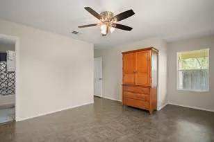 137 Hillhouse Ln, Manchaca, TX 78652 - Photo 10