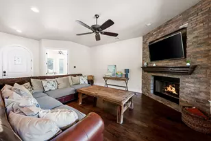 3304 Blue Jay Ln, Austin, TX 78732 - Photo 14