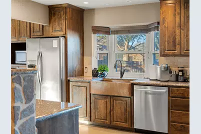 901 Oakcrest Circle, Cedar Park, TX 78613 - Photo 6