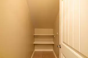 2102 NE Laura Ct, Round Rock, TX 78681 - Photo 14