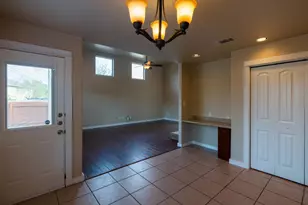 2102 NE Laura Ct, Round Rock, TX 78681 - Photo 8