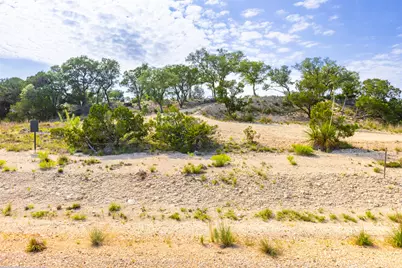 1610 Paradise Parkway, Canyon Lake, TX 78133 - Photo 4