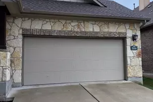 509 Fair Oaks Dr, Georgetown, TX 78628 - Photo 2