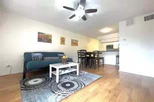 2207 Leon St, Austin, TX 78705 - Photo 2