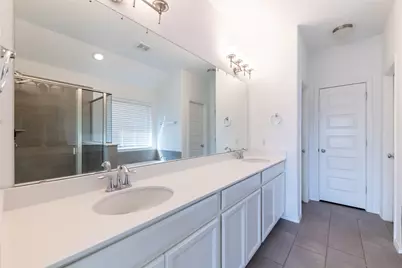 801 S San Marcos Street, Manor, TX 78653 - Photo 10