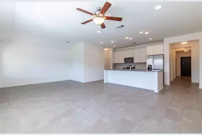 801 S San Marcos Street, Manor, TX 78653 - Photo 2