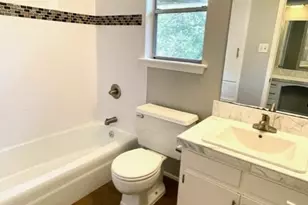 6407 Shadow Valley Dr, Austin, TX 78731 - Photo 6