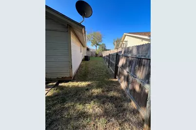 2704 Aftonshire Way #B, Austin, TX 78748 - Photo 14