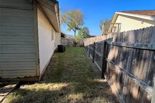 2704 Aftonshire Wy, Austin, TX 78748 - Photo 14