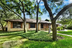 3502 Apache Forest Dr, Austin, TX 78739 - Photo 4