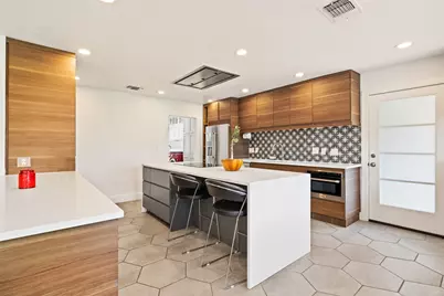 7903 Entrada Cove, Austin, TX 78730 - Photo 12