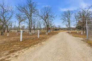 1278 Fm 812 Rd, Cedar Creek, TX 78612 - Photo 6