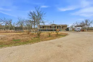 1278 Fm 812 Rd, Cedar Creek, TX 78612 - Photo 2