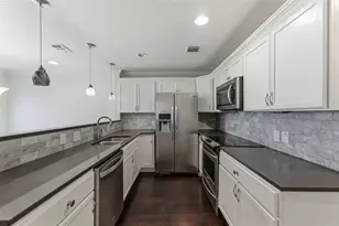 1909 Crooked Ln, Austin, TX 78741 - Photo 2