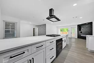 3600 Alexandria Dr, Austin, TX 78749 - Photo 8