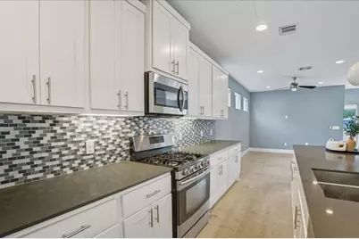 6902 Bennett Avenue #B, Austin, TX 78752 - Photo 4