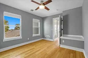 6902 Bennett Ave, Austin, TX 78752 - Photo 18