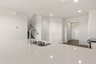 2310 Castillo Dr, Round Rock, TX 78664 - Photo 8