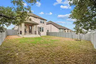 128 Three Oaks Ln, Georgetown, TX 78628 - Photo 30