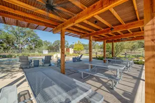 128 Three Oaks Ln, Georgetown, TX 78628 - Photo 40